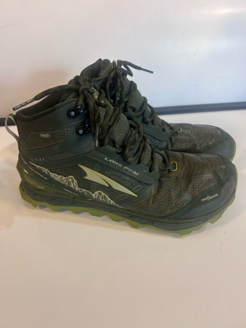 Altra Lone Peak 4 Trail Running Shoes Men’s Sz 10 Mid RSM Hiking Green